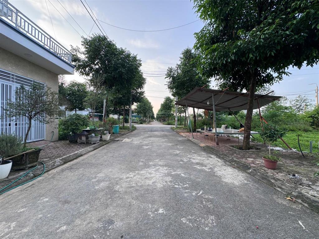 100m² full đất ở tđc đhqg loanh quanh 5 tỷ