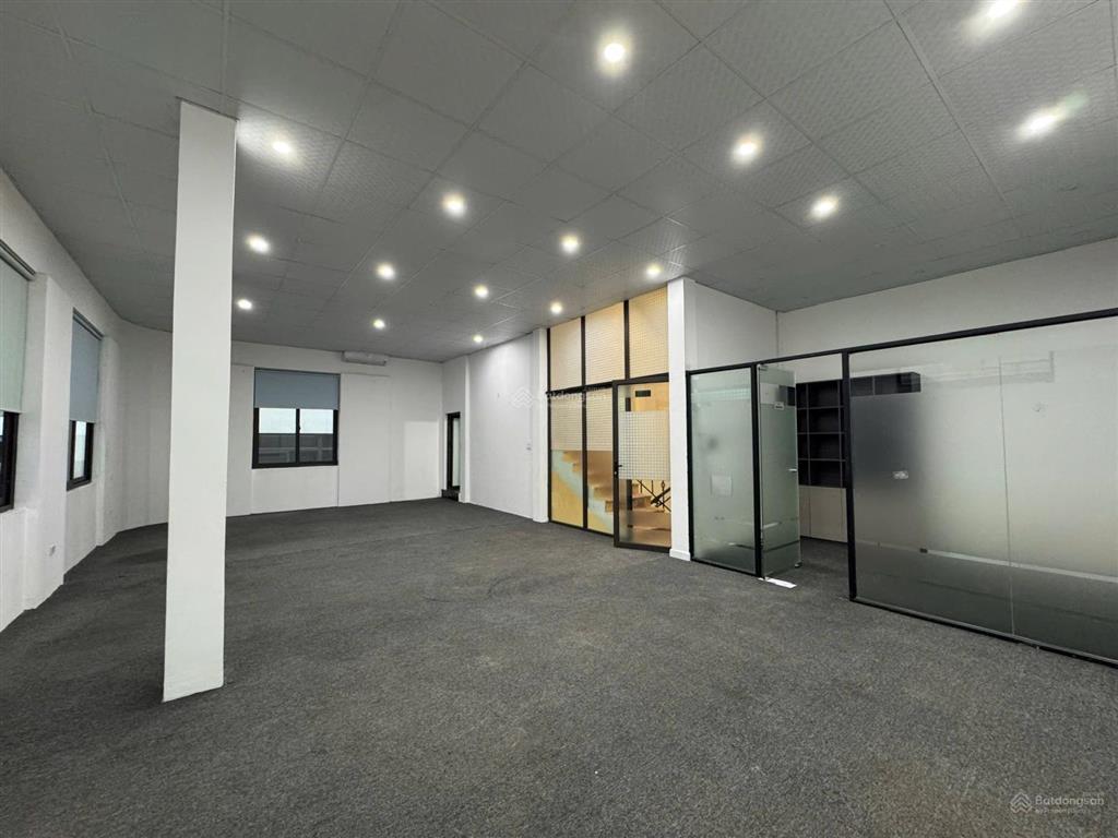 Cho thuê văn phòng tại số 21 ngõ 1 lê văn thiêm, 15,5 triệu, 70 m2