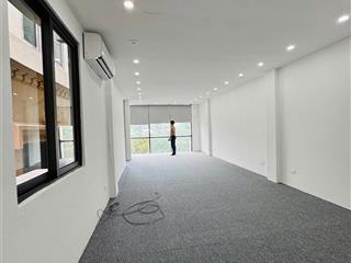 Cho thuê văn phòng tại số 4 ngõ 22, phố trung kính, p yên hòa, q.cầu giấy, giá tốt 4 triệu, 40m2
