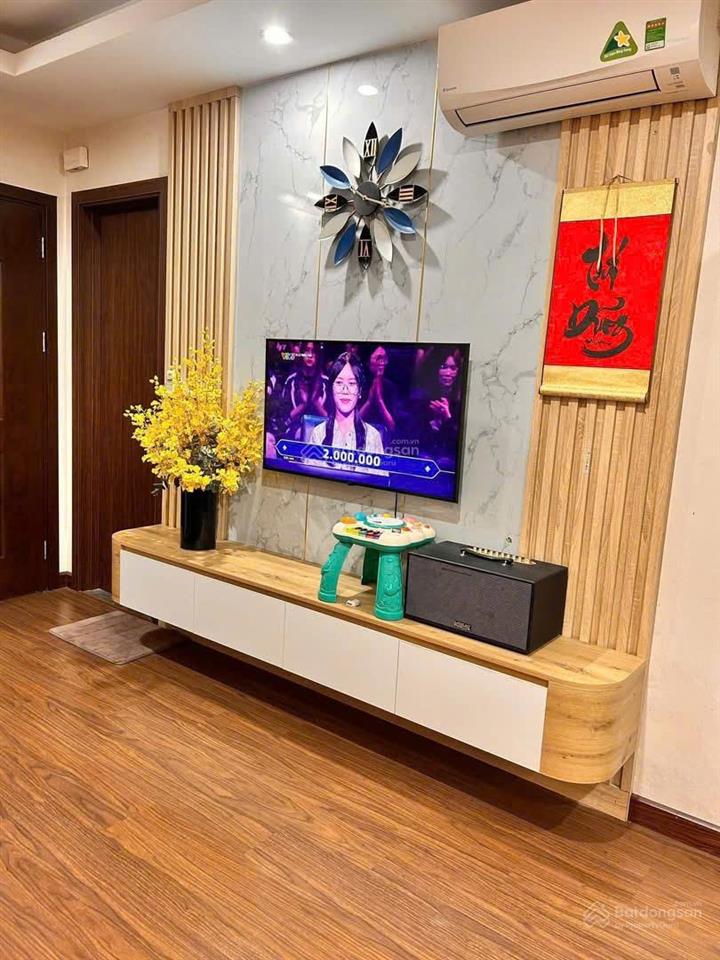 Bán căn hộ 58m  2 phòng ngủ  2 vệ sinh tại the vesta full đồ