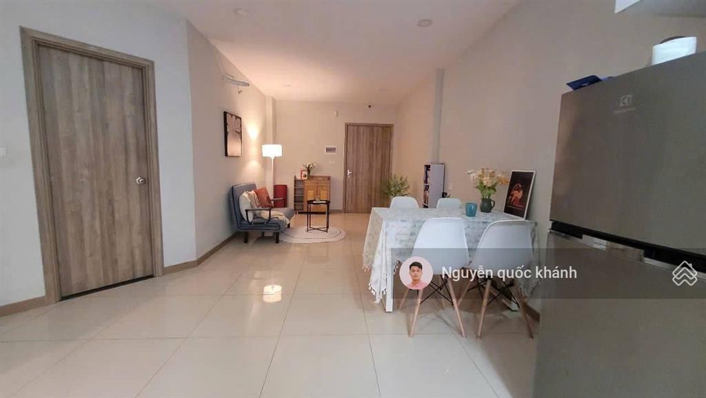 Chính chủ chuyển sài gòn nên cần bán căn 58m 2pn 2vs căn góc toà k siêu thoáng mát full đồ