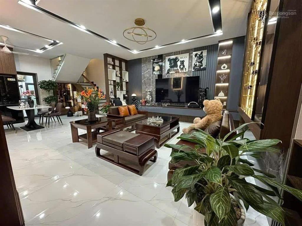 Cho thuê mt biệt thự mini 39b trần quý khoách, p. tân định, quận 1 thông ra khu bàn cờ đặng dung