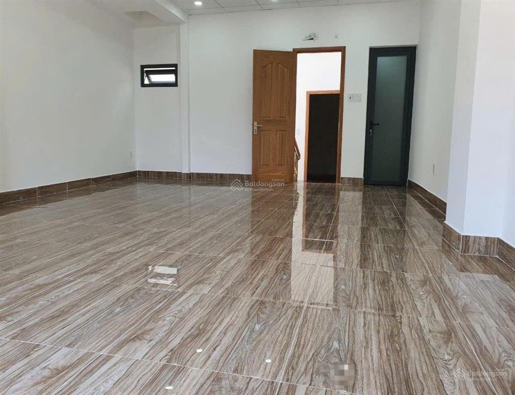 Cần cho thuê nhà mt 59a đường số 4 cư xá đô thành, phường 4, quận 3 gần khúc nguyễn đình chiểu