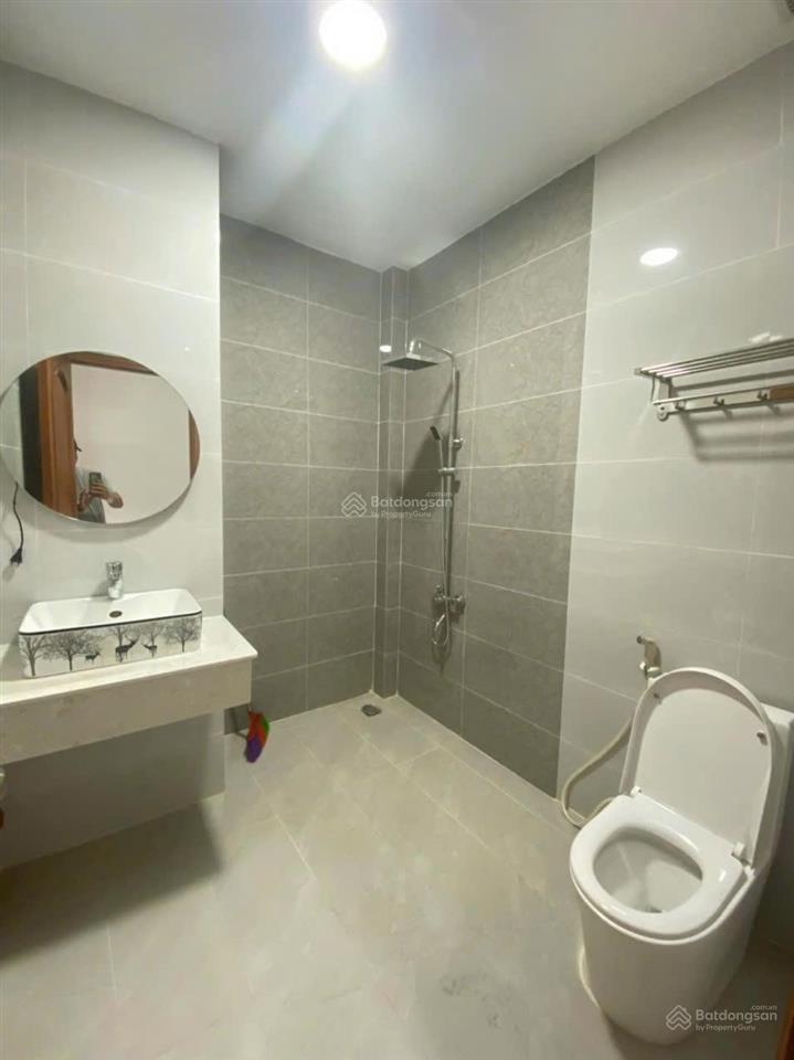 Cần cho thuê nhà mt 135a nguyễn văn đậu, phường 5, q. bình thạnh gần khúc trần bình trọng