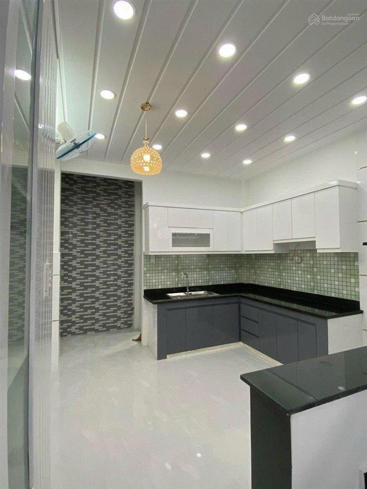Cần cho thuê nhà hxh 922/6a cách mạng tháng 8 p.5 q.tân bình gần khúc phạm văn hai.