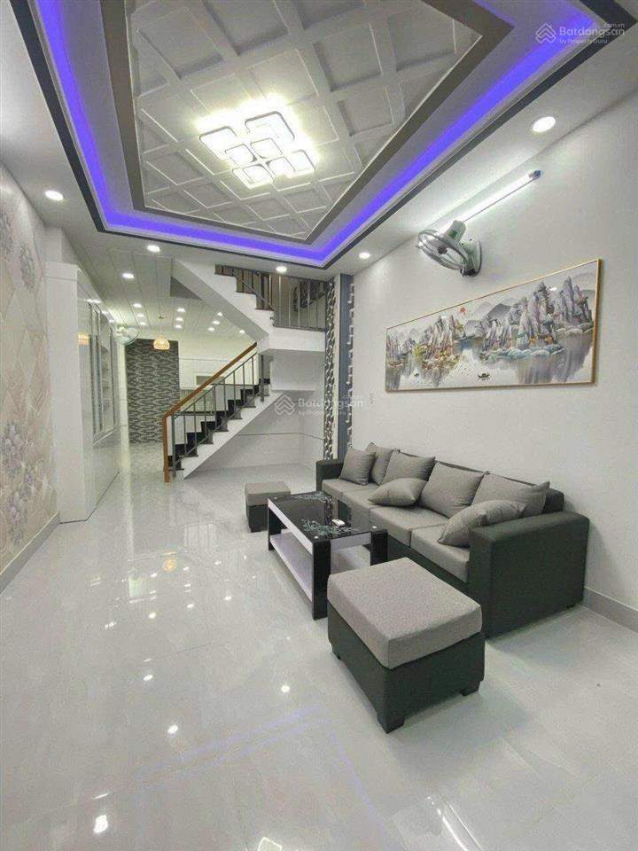 Cần cho thuê nhà hxh 922/6a cách mạng tháng 8 p.5 q.tân bình gần khúc phạm văn hai.