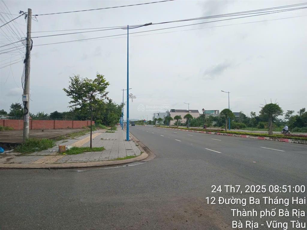 Bán đất 2 mặt tiền đường lớn (ngang 46m đường 3/2  25m đường mai chí thọ  phước hưng bà rịa)
