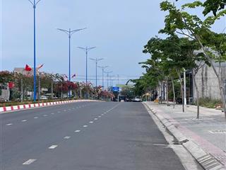 Bán đất mặt tiền hàng điều p11 vũng tàu 103m thổ cư giá 10 tỷ