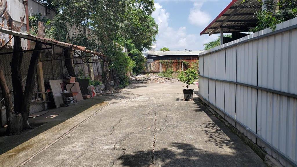 Bán đất hóc môn  1.645m  có 250m thổ cư  giá 30 tỷ