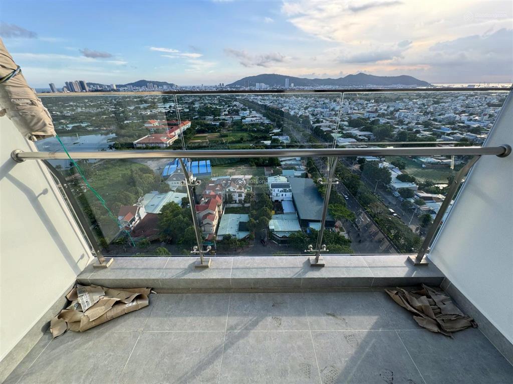 Căn hộ góc 3pn vung tau centre point 103m tầng cao giá 5,3 tỷ