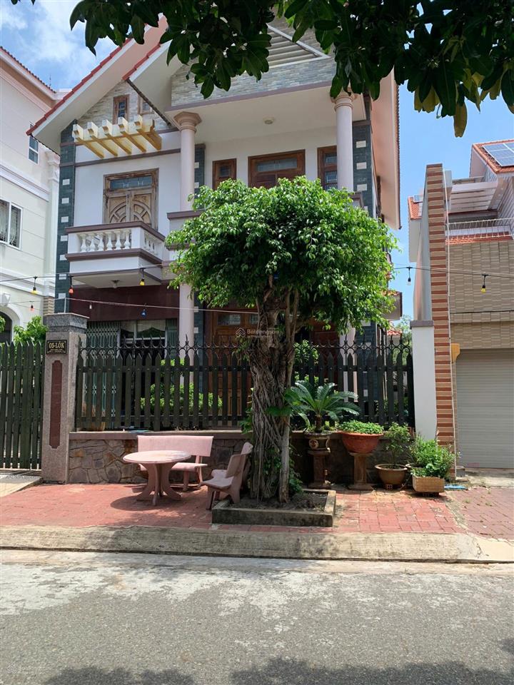 Biệt thự đồi 2 p. 10 vũng tàu 254m2 thổ cư gara ô tô giá 19 tỷ