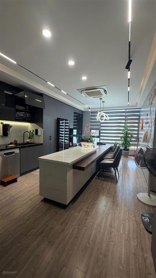 Nhà 2 mặt tiền sổ hoàn công full nội thất đẹp giá 16 tỷ