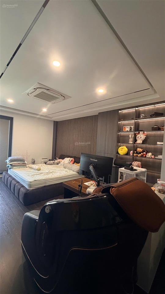 Nhà 2 mặt tiền sổ hoàn công full nội thất đẹp giá 16 tỷ