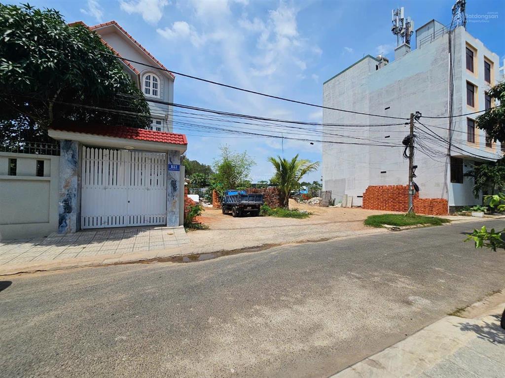 Bán đất biển khu kiến tạo, cách bãi sau 300m, hướng đông nam, 8x28m, 23.2 tỷ