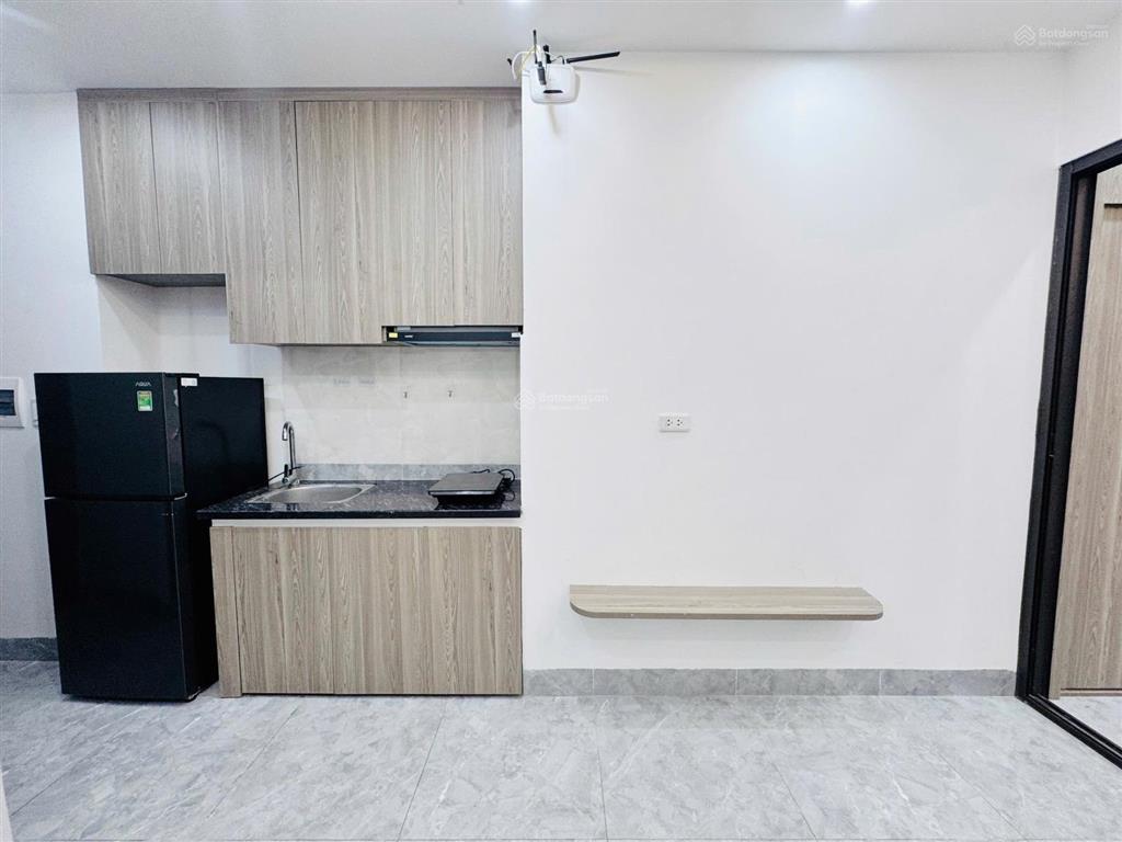 Căn hộ cao cấp 1k1n mặt phố pháo đài láng 40m2 full đồ chỉ 7tr5