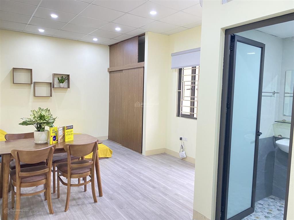 Cho thuê ccmn ban công rộng full đồ thang máy chỉ 4tr8