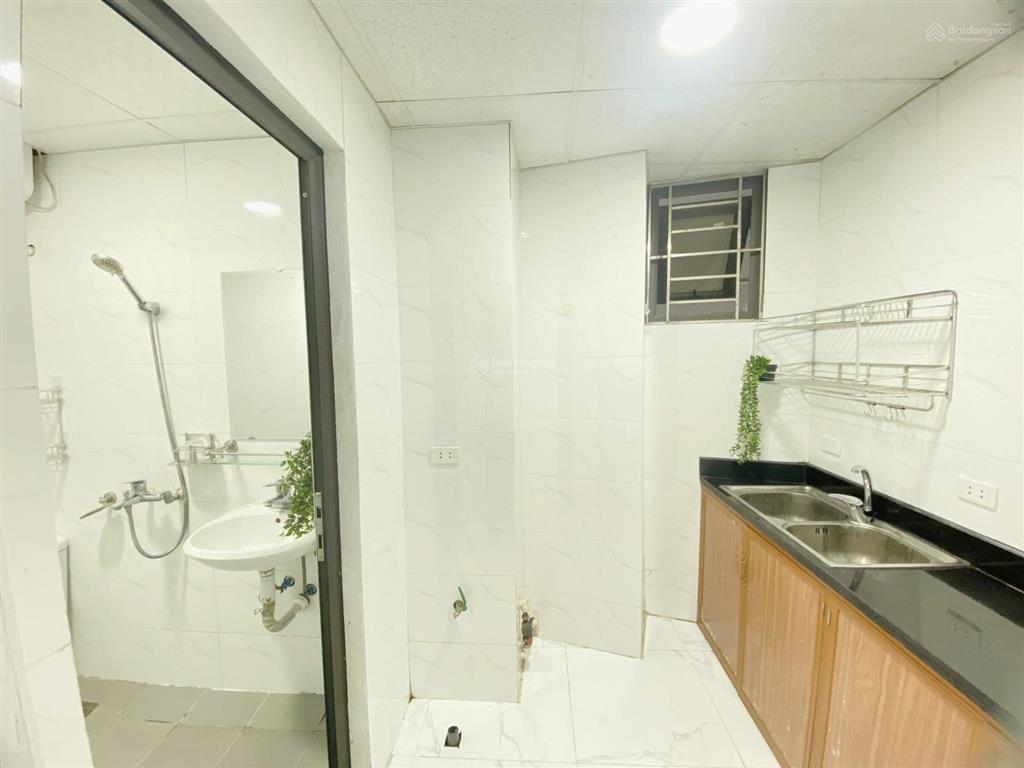 Căn 1 ngủ 1 bếp full đồ vũ trọng phụng ô tô đỗ cổng chỉ 5tr