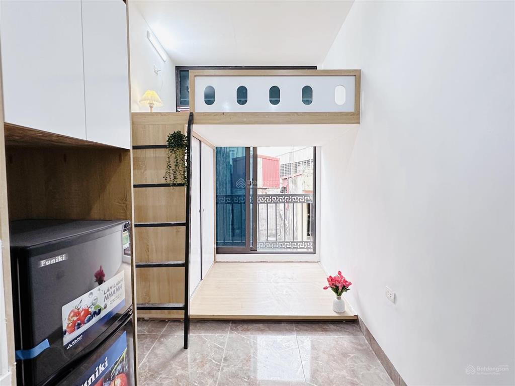 Cho thuê ccmn trần khát chân full đồ máy giặt riêng giá chỉ 4tr6