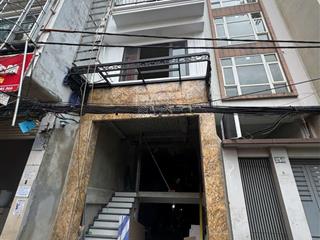 Cho thuê cửa hàng mặt phố đê la thành 85m2 giá 21 triệu