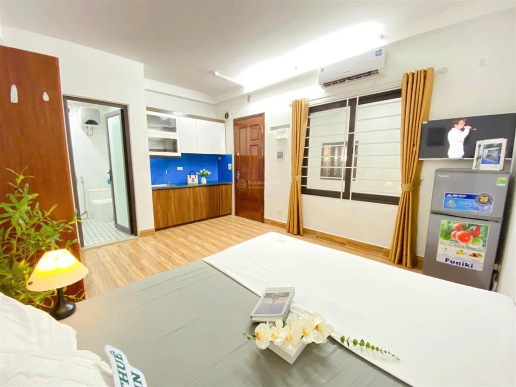Căn studio phố khương đình full đồ cả tv 4tr6