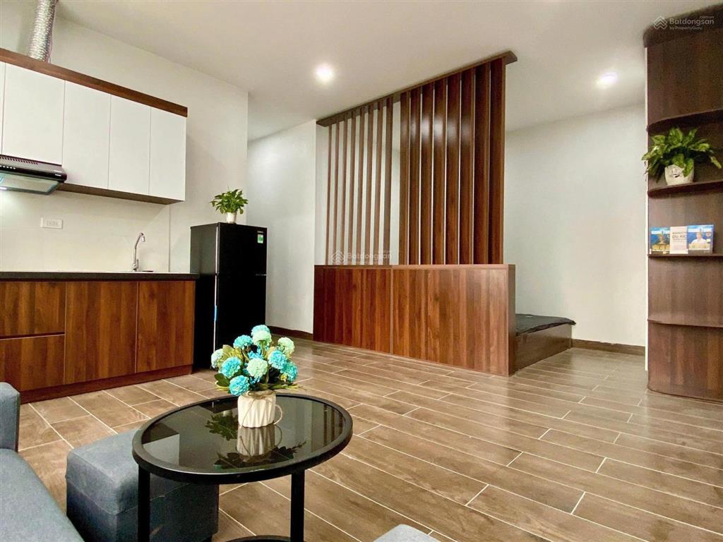 Cho thuê căn cao cấp 40m2 mễ trì hạ ngõ ô tô chỉ 5tr9