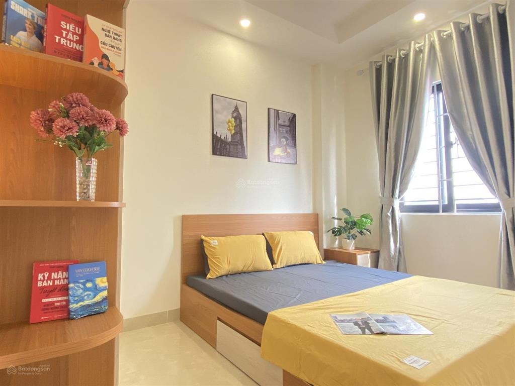 Căn 1k1n 40m2 khu vũ trọng phụng full đồ ô tô ban công 6tr9