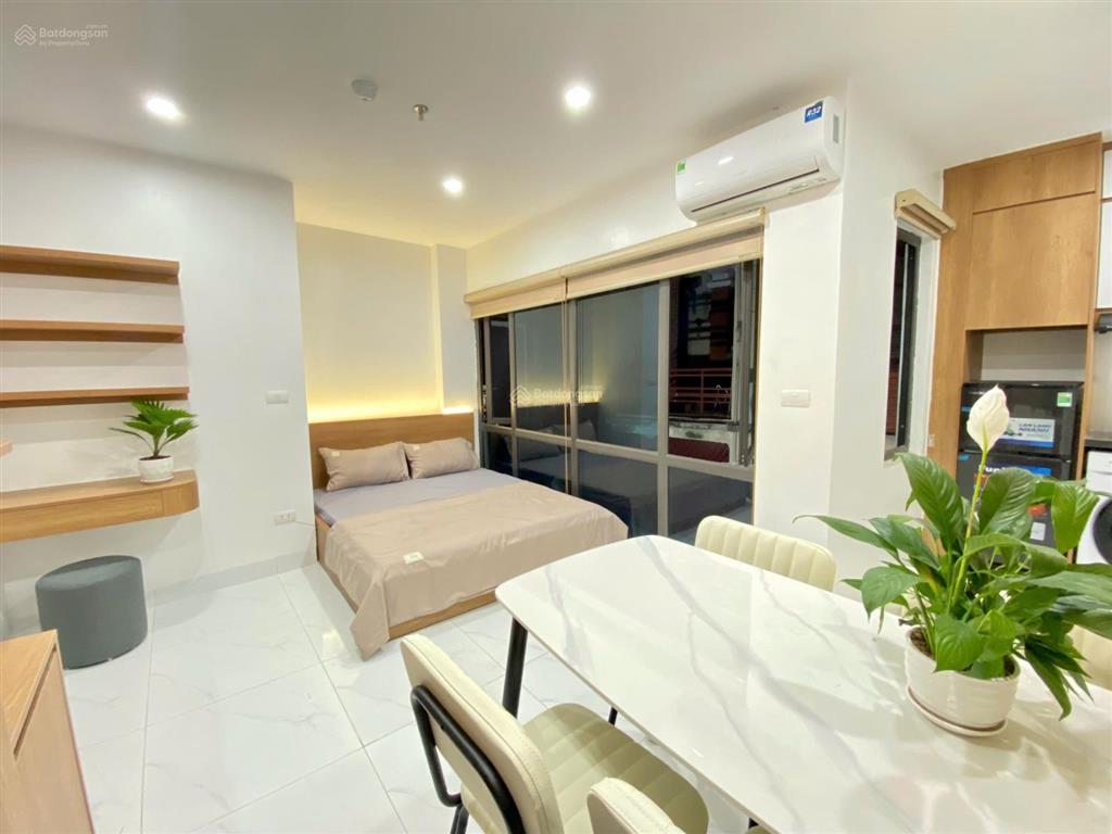 Phòng 35m2 ban công thang máy + mg riêng full đồ chỉ 5tr5/th