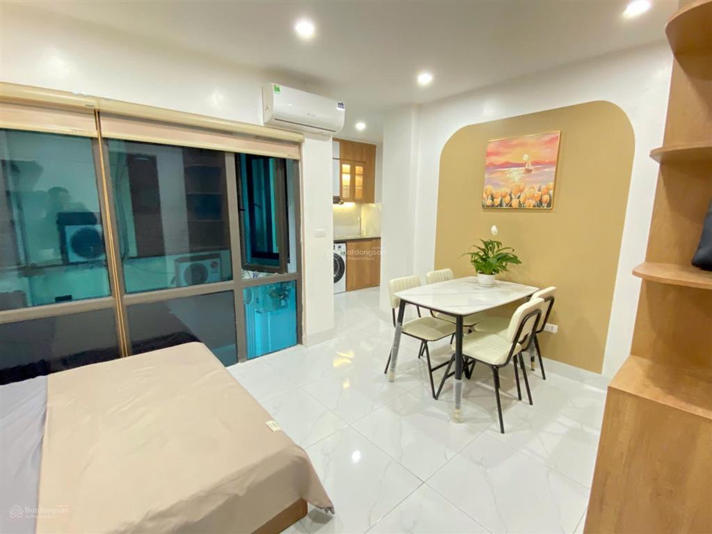 Phòng 35m2 ban công thang máy + mg riêng full đồ chỉ 5tr5/th