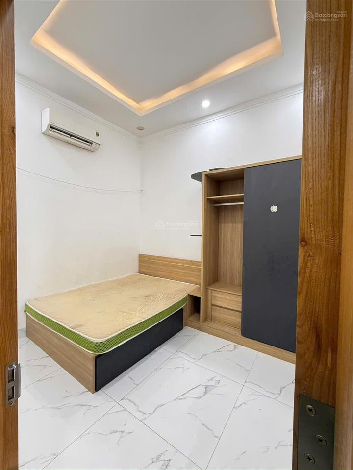 Bán nhà trung tâm phú lợi  hồ chí minh .
 vị trí , nhánh hẻm 288 vào 300m