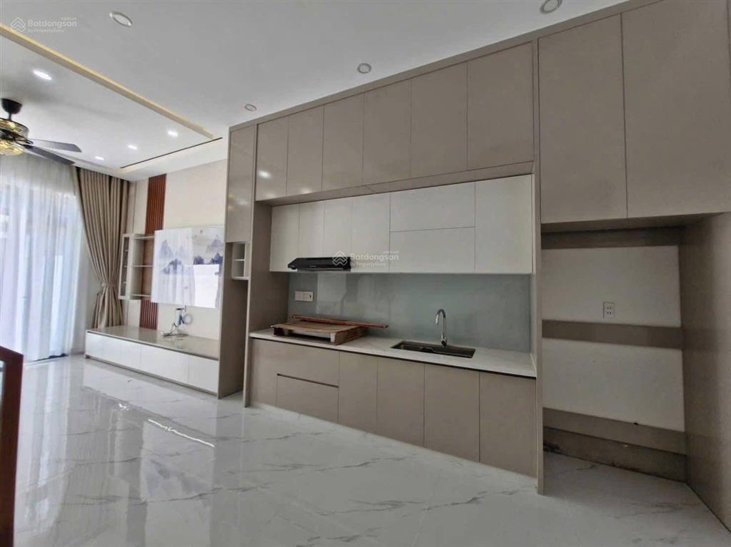 Bán nhà phú mỹ tdm | nhánh dx031 | kết cấu 3 pn, 1 phòng sinh hoạt chung, 3 wc riêng