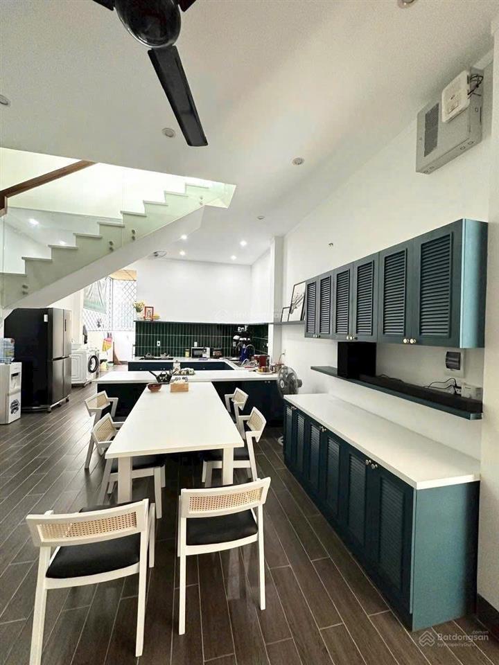 Cần tiền bán gấp hạ 500 triệu
có ngay mặt tiền kinh doanh em mới hoàn thiện xong . đường kinh doan