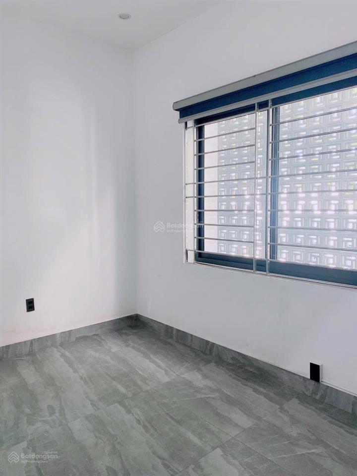 Hiệp thành 3 nhà đẹp, full tiện ích. vị trí kdc hiệp thành 3 trung tâm, dân cư đông