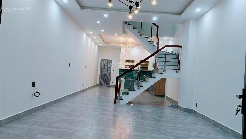 Hiệp thành 3 nhà đẹp, full tiện ích. vị trí kdc hiệp thành 3 trung tâm, dân cư đông