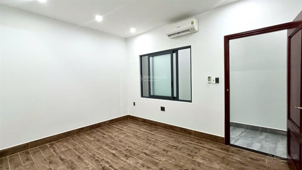 Hiệp thành 3 nhà đẹp, full tiện ích. vị trí kdc hiệp thành 3 trung tâm, dân cư đông