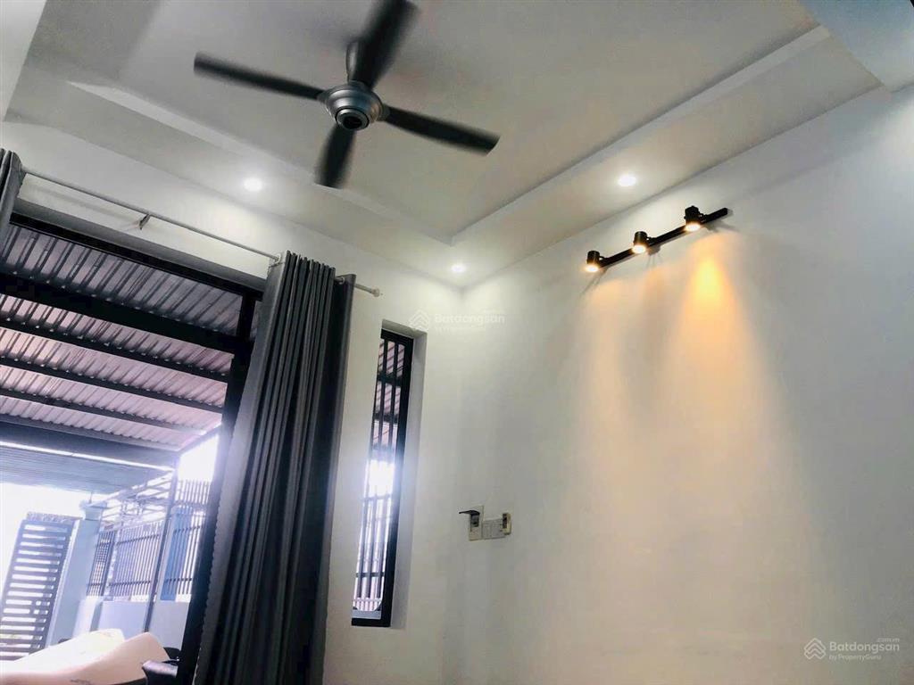 Giảm 300tr chỉ còn 3 tỷ 550 nhà mặt tiền dx51 phú mỹ, tdm nhà trệt lầu 3pn 2wc