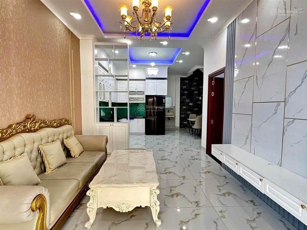 Nhà tân cổ điển hẻm nhựa 288 phú lợi, tdm vị trí đẹp trung tâm phú lợi, thủ dầu một
hẻm