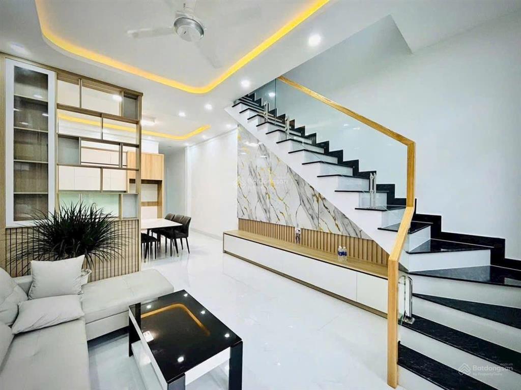 Hót hót 3ty350 giảm còn 3ty150 nhà 1/dx082 ngay bệnh viện 1500 giường