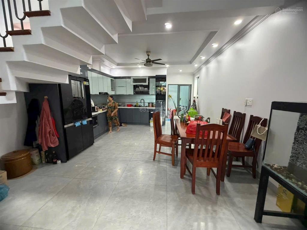 Hạ giá còn 4 tỷ 9 nhà đối diện dê ninh bình cách huỳnh văn luỹ chỉ 200m
phường phú lợi