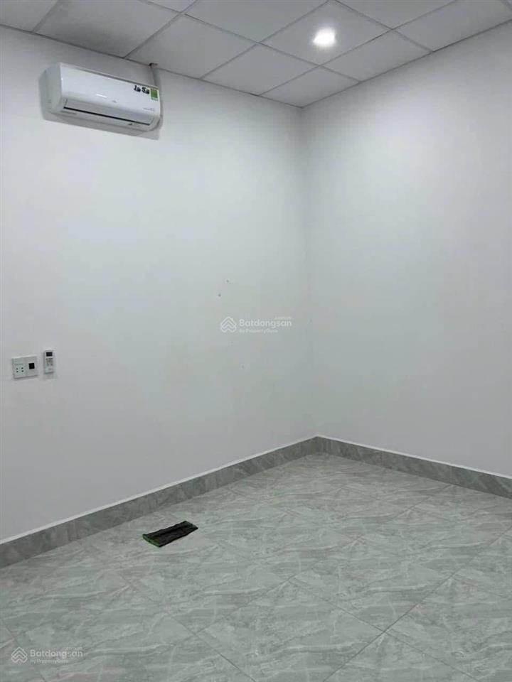Bán nhà phú mỹ giá chỉ 2 tỷ 650 vị trí nhánh dx031, phú mỹ diện tích 4.42 x 16.5m