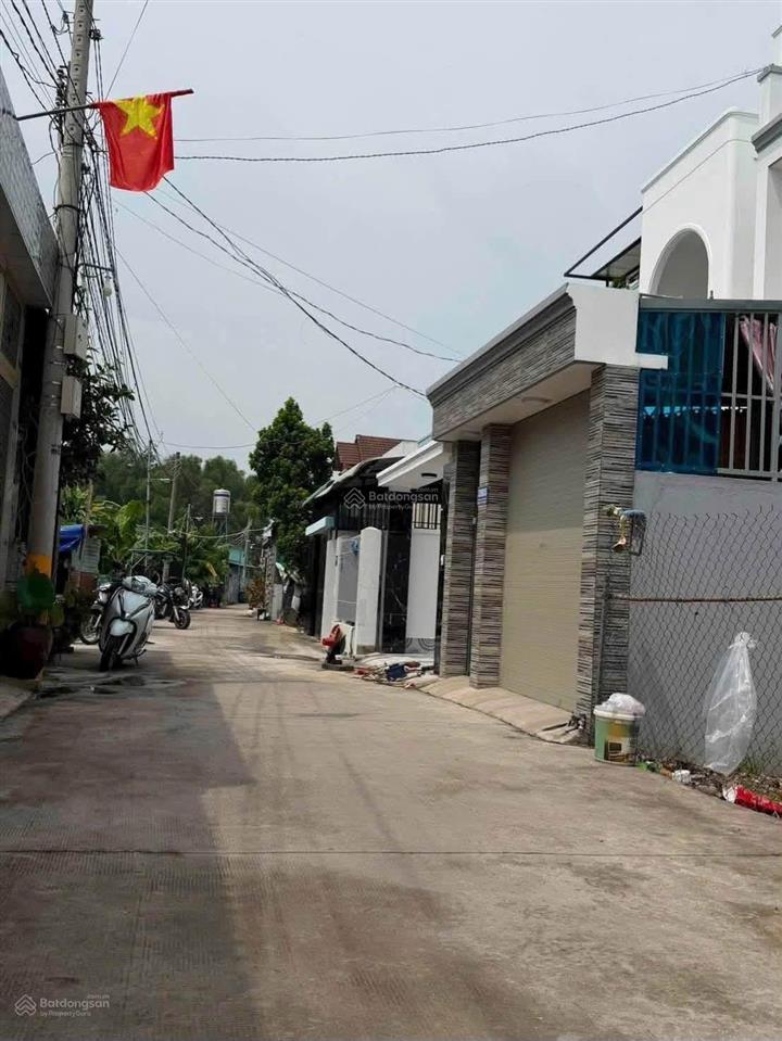 Bán nhà phú mỹ tdm | nhánh dx031 kết cấu 3 pn, 1 phòng sinh hoạt chung, 3 wc riêng sân xe hơi