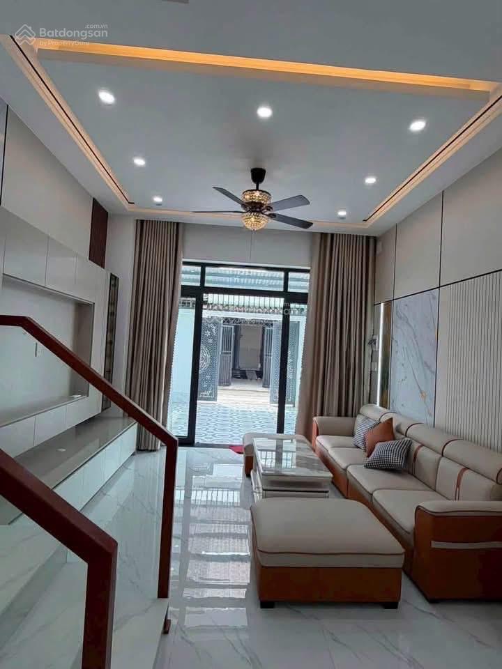 Bán nhà phú mỹ tdm | nhánh dx031 kết cấu 3 pn, 1 phòng sinh hoạt chung, 3 wc riêng sân xe hơi