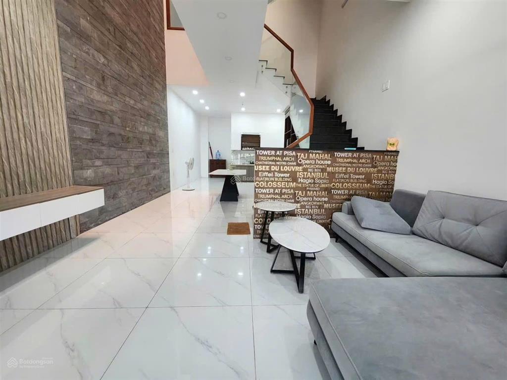 Cho thuê nhà trong khu công nghiệp đại đăng khu 46 căn 3pn 4wc full nội thất