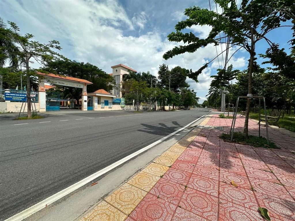 Bán đất tdc phú mỹ ngay trường cấp 2 gần trường gần chợ phú mỹ