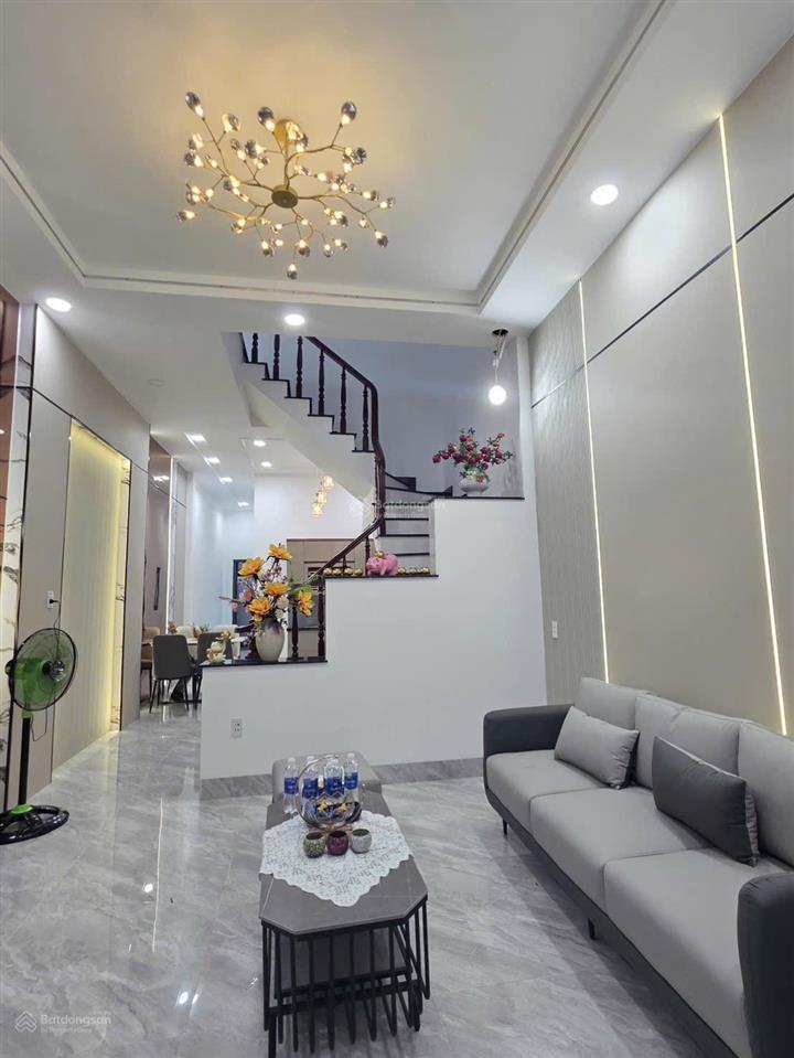 Bán nhà tân cổ điển 4pn nhánh hẻm 269 nguyễn thị minh khai