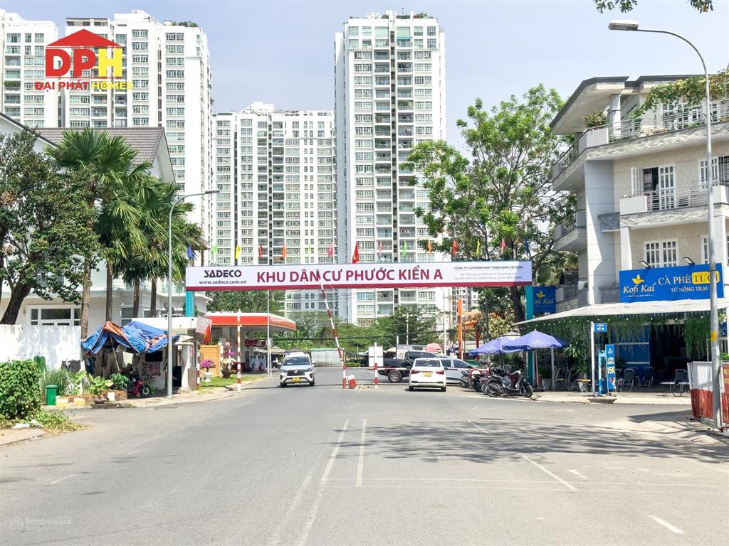Bán gấp căn nhà phố có hầm view công viên kdc sadeco phước kiển a, giá 13,7tỷ