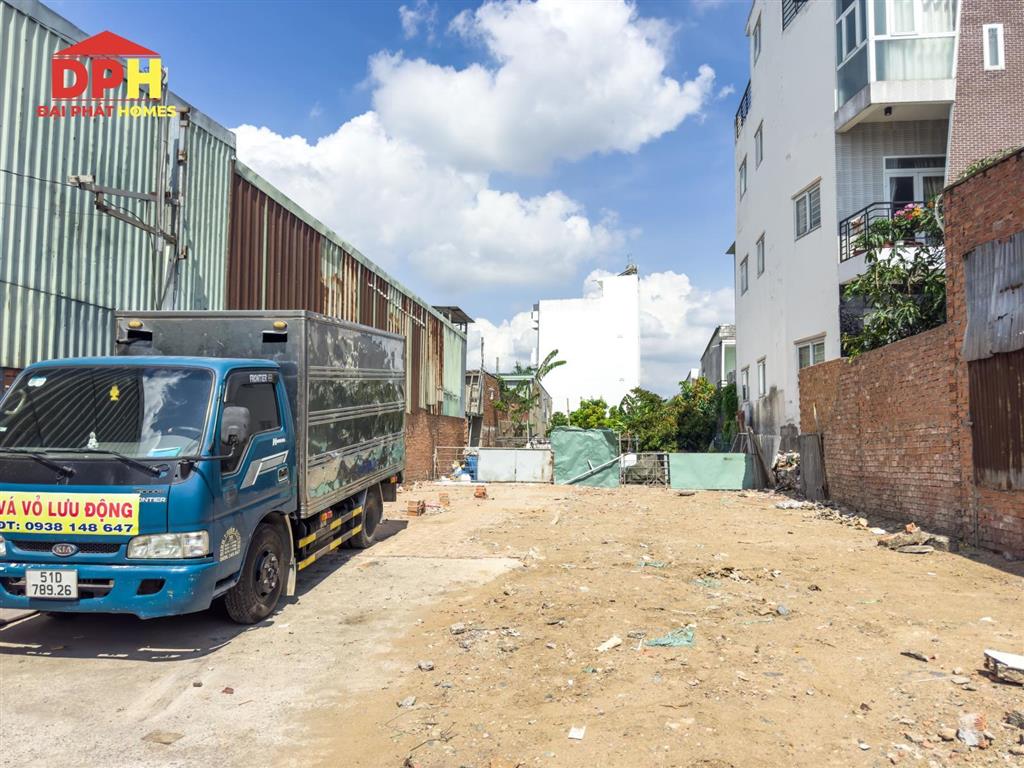 Bán gấp đất mặt tiền lê văn lương  nhà bè chỉ 20tr/m2