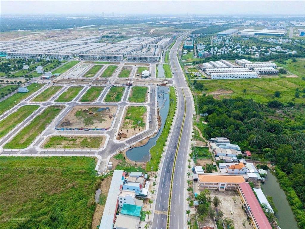 Bán hai nền đất dự án the 825ec, sổ hồng riêng chính chủ