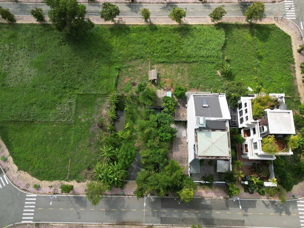 Bán gấp nền biệt thự view sông kdc bộ công an phạm hữu lầu, nhà bè 323,8m2