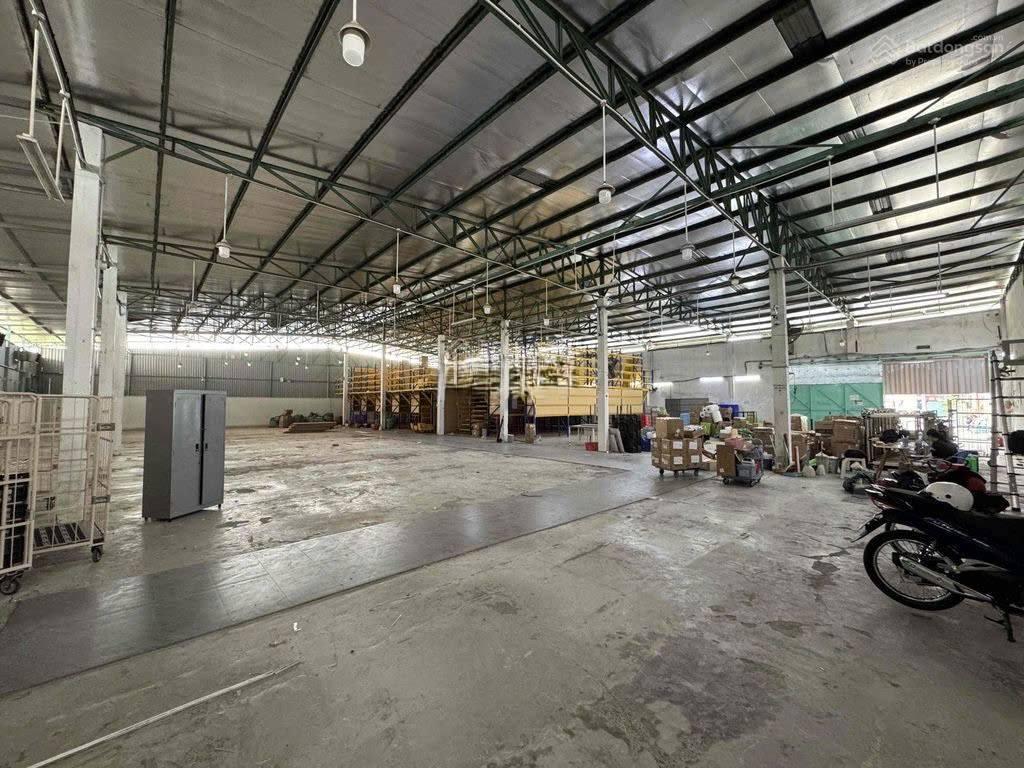 Cho thuê kho xưởng 1100m2 đường hòa bình  phan anh, quận tân phú
