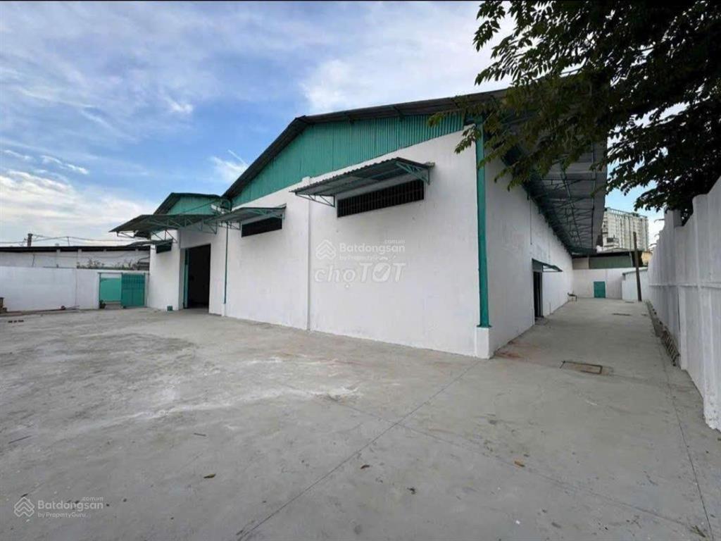 Cho thuê kho xưởng 1100m2 đường hòa bình  phan anh, quận tân phú